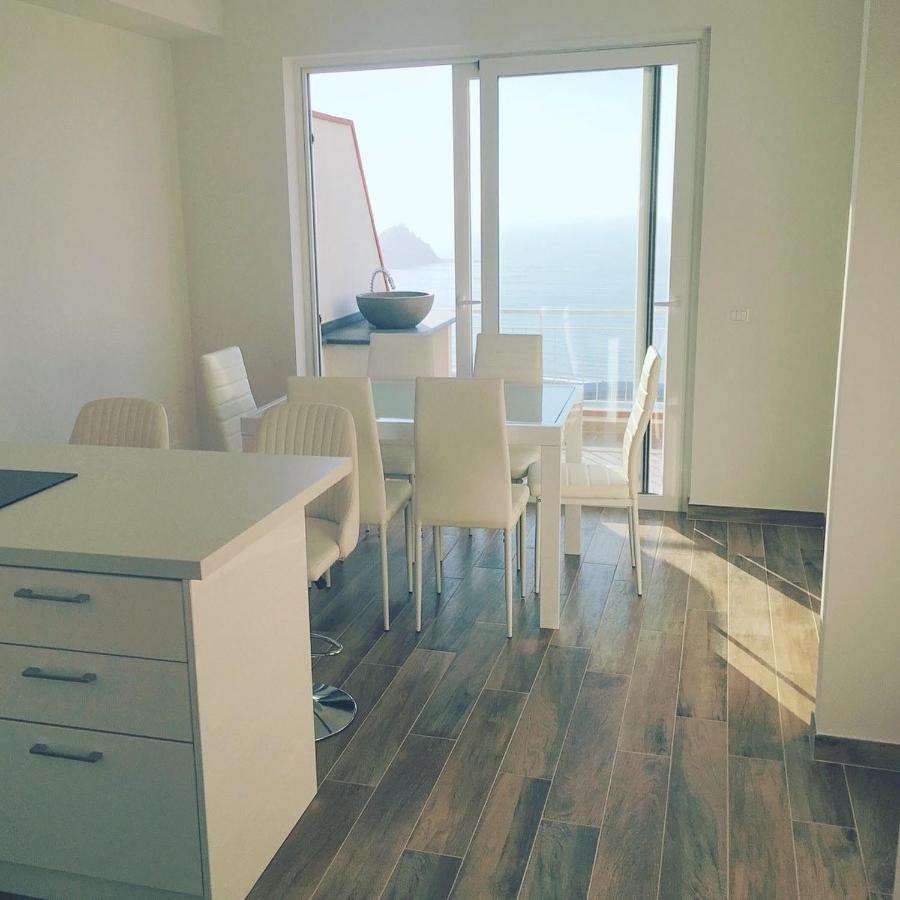 Appartamento Vista Mare Capo dʼOrlando Buitenkant foto